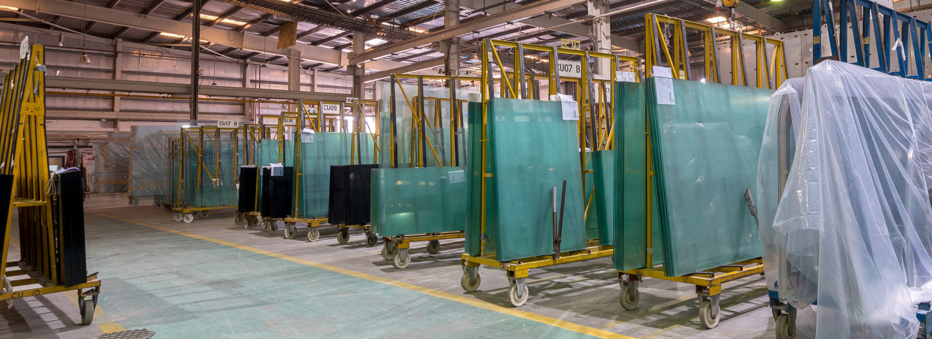 الإمارات للزجاج